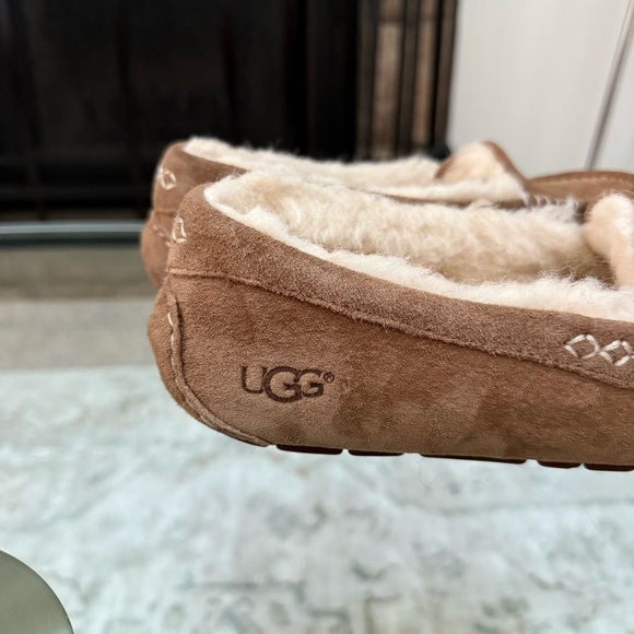 UGG Ashley Water Resistan Chestnut Suede Brown Slippers Women’s Size 7 - Picture 9 of 12